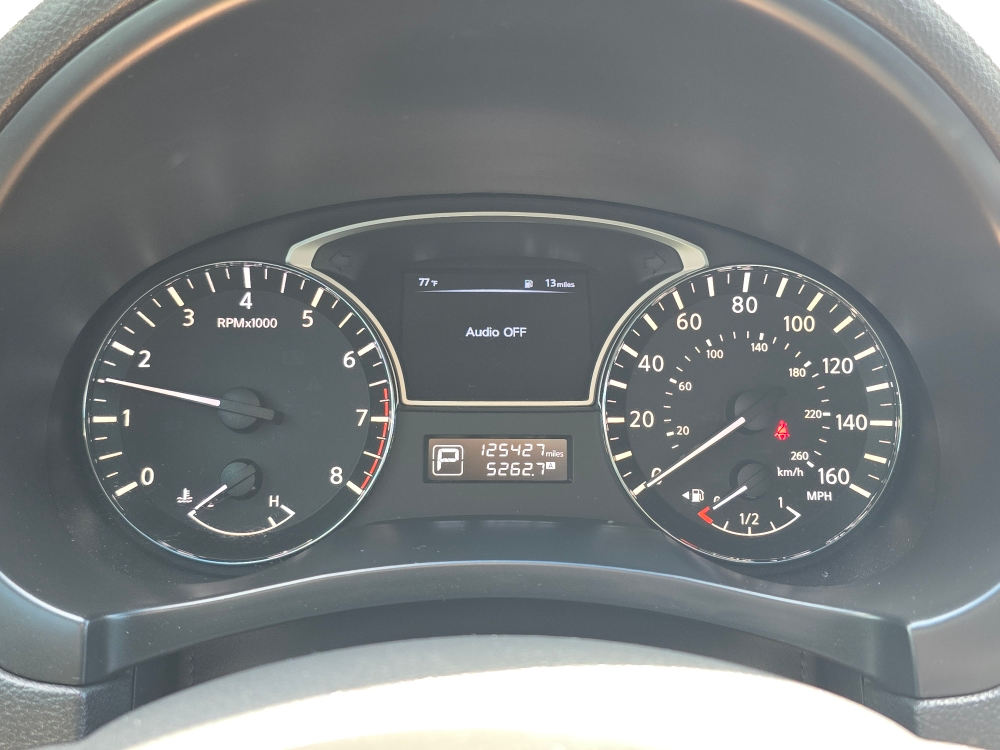Thumbnail: 2015 Nissan Altima - 21