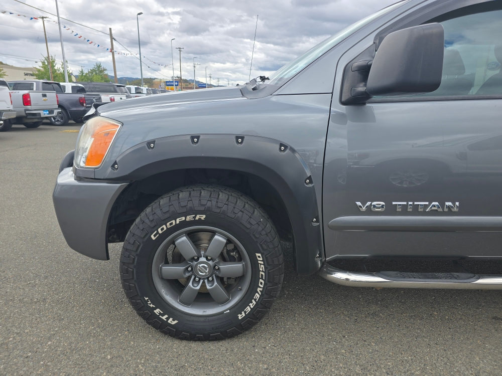 Thumbnail: 2013 Nissan Titan - 13