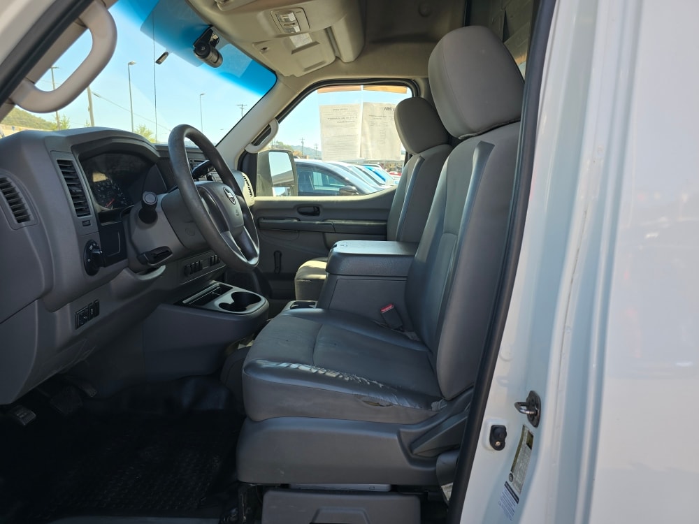 Thumbnail: 2013 Nissan NV - 6