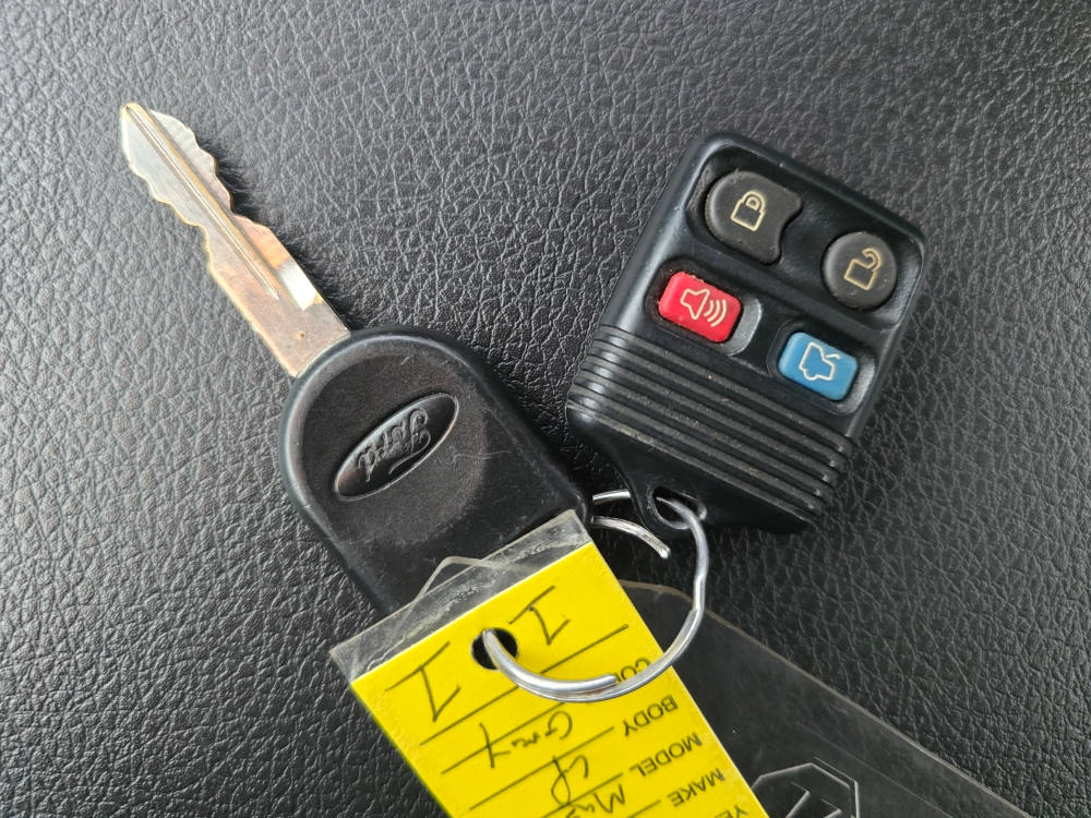 Thumbnail: 2008 Ford Mustang - 15