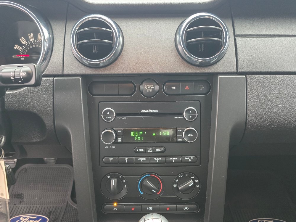 Thumbnail: 2008 Ford Mustang - 19