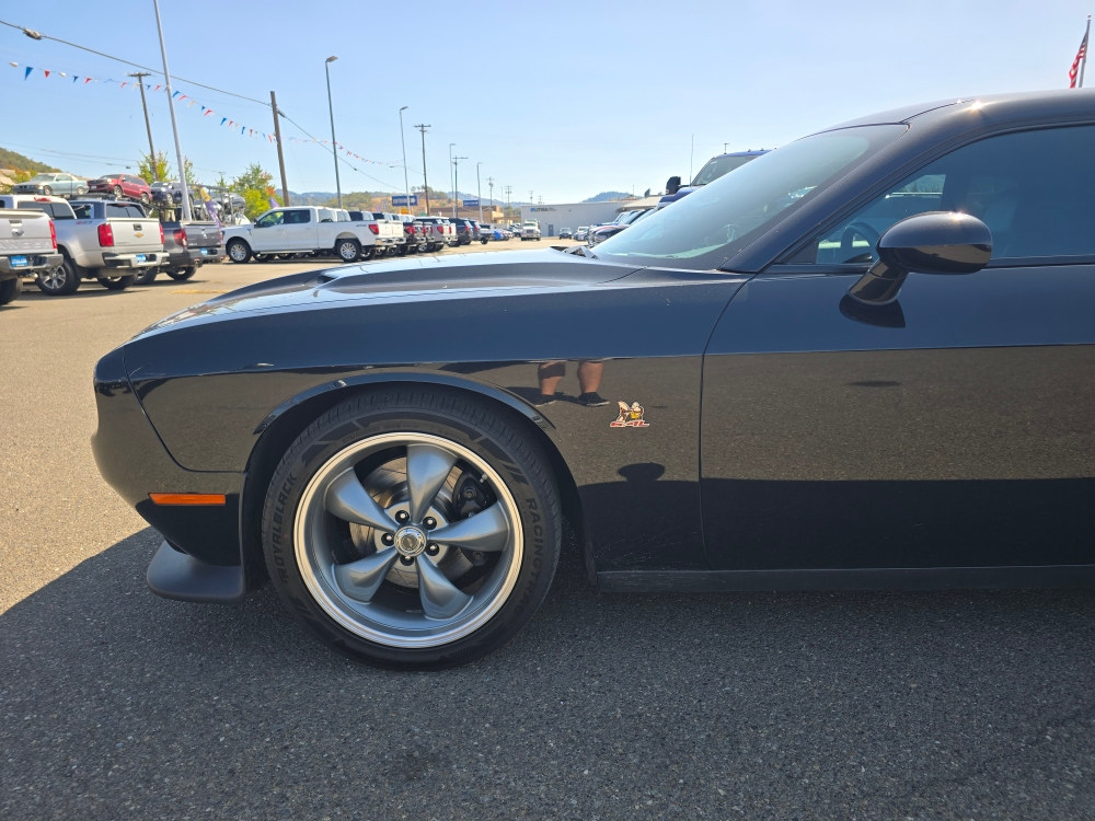 Thumbnail: 2015 Dodge Challenger - 4