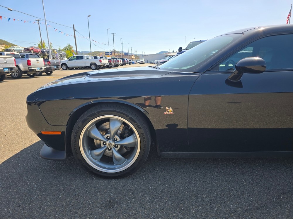 Thumbnail: 2015 Dodge Challenger - 13