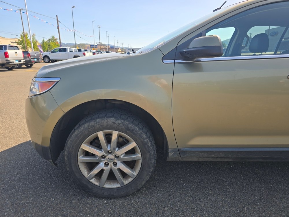 Thumbnail: 2013 Ford Edge - 5