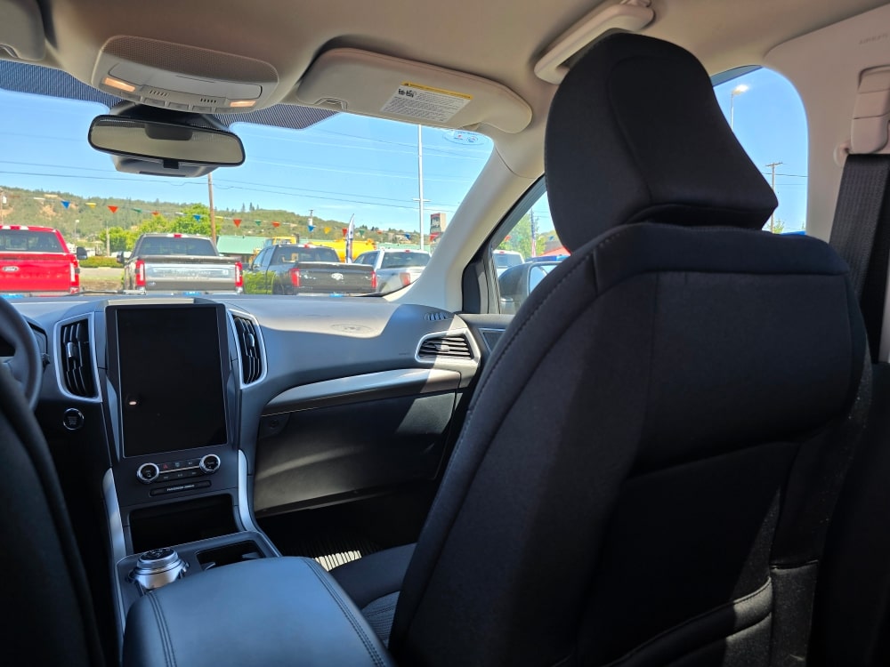 Thumbnail: 2024 Ford Edge - 9