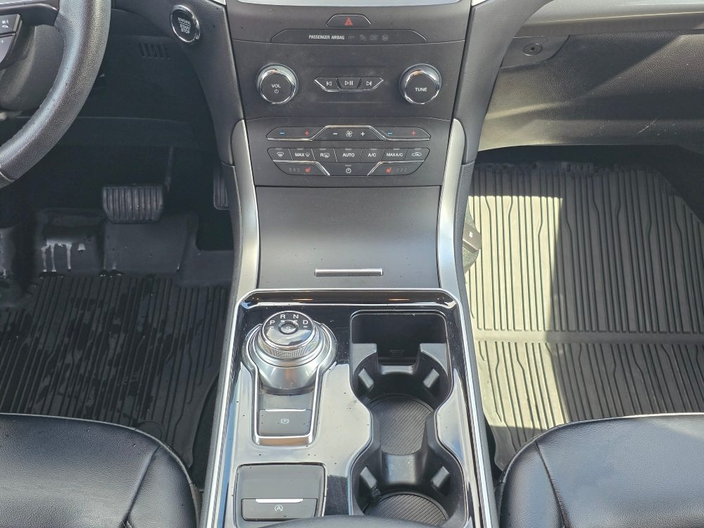 Thumbnail: 2020 Ford Edge - 13