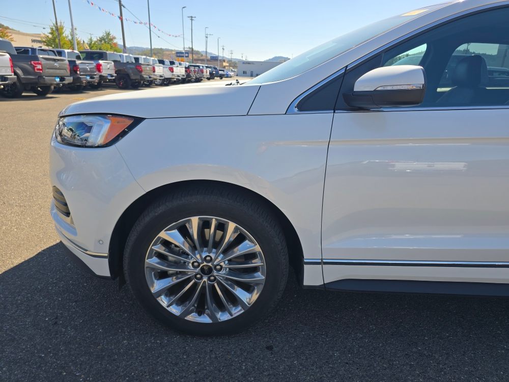 Thumbnail: 2020 Ford Edge - 4