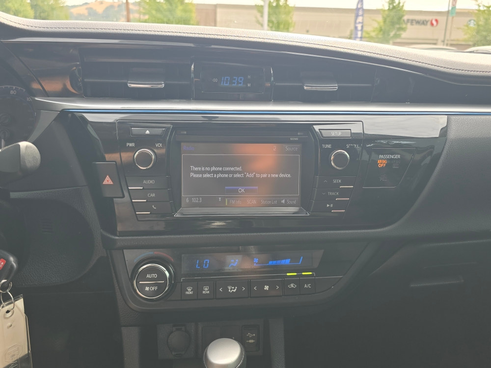 Thumbnail: 2014 Toyota Corolla - 12