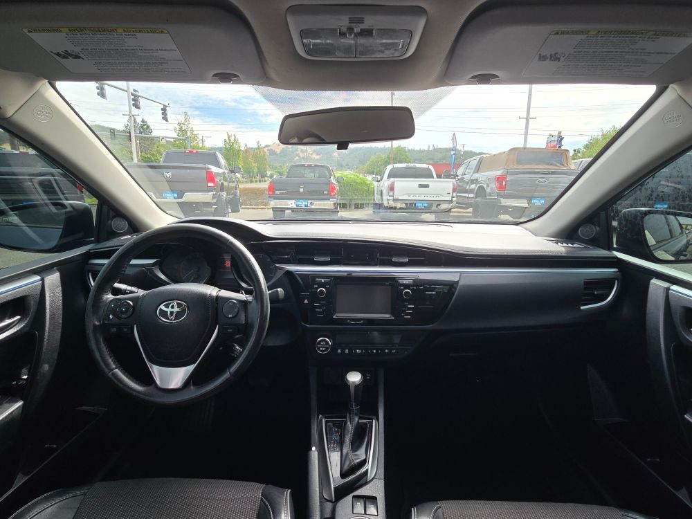 Thumbnail: 2014 Toyota Corolla - 11