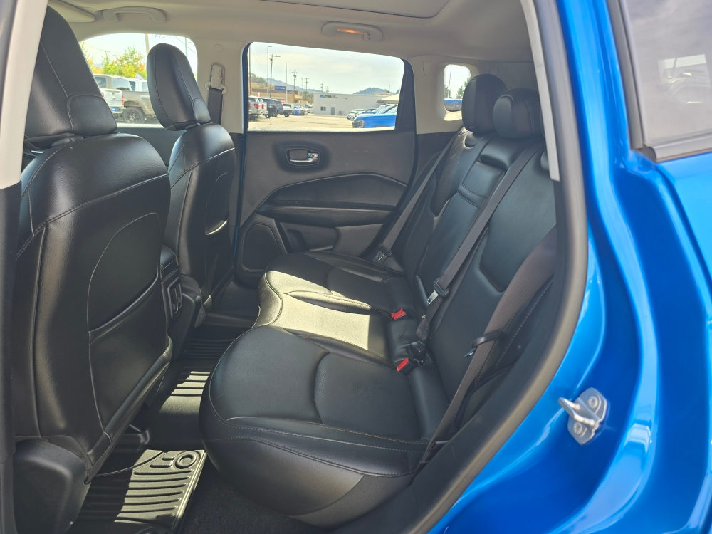 Thumbnail: 2019 Jeep Compass - 9
