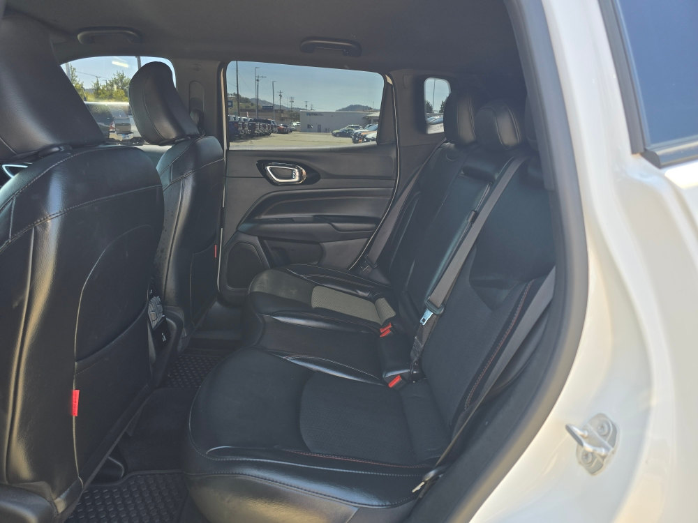 Thumbnail: 2023 Jeep Compass - 10