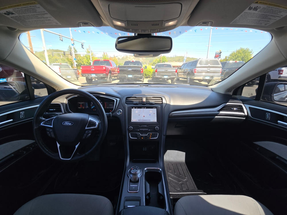Thumbnail: 2019 Ford Fusion - 11