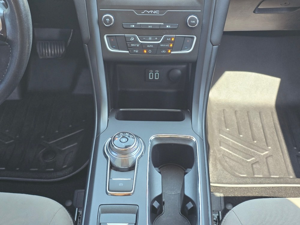 Thumbnail: 2019 Ford Fusion - 13
