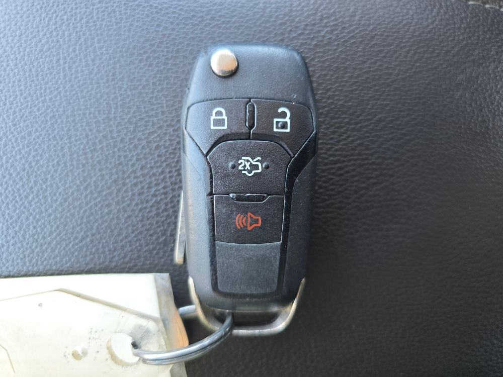 Thumbnail: 2014 Ford Fusion - 17