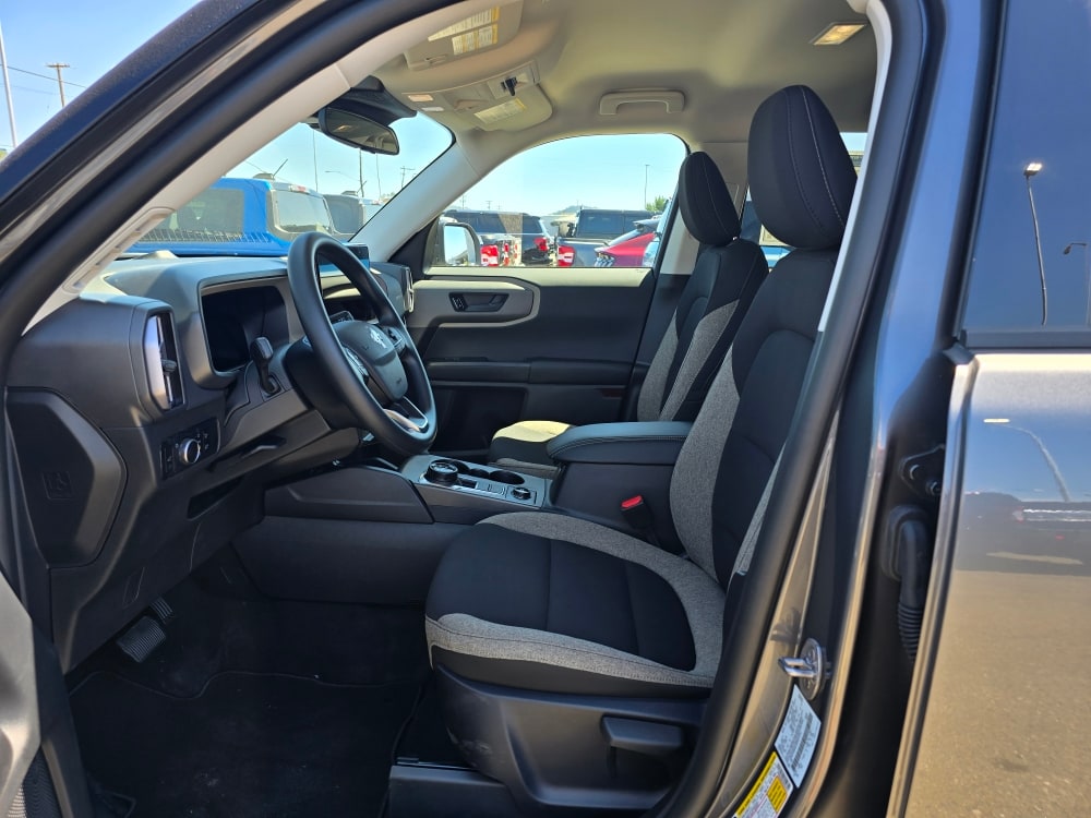 Thumbnail: 2025 Ford Bronco Sport - 8