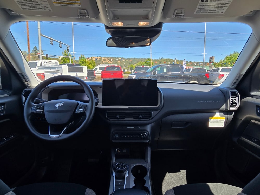 Thumbnail: 2025 Ford Bronco Sport - 11