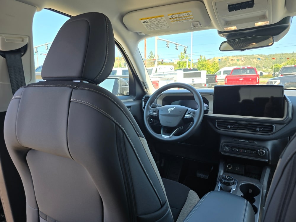 Thumbnail: 2025 Ford Bronco Sport - 2