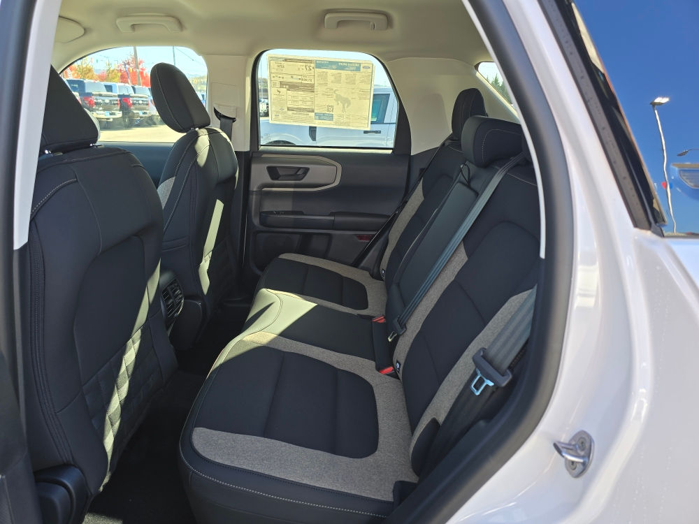 Thumbnail: 2025 Ford Bronco Sport - 10