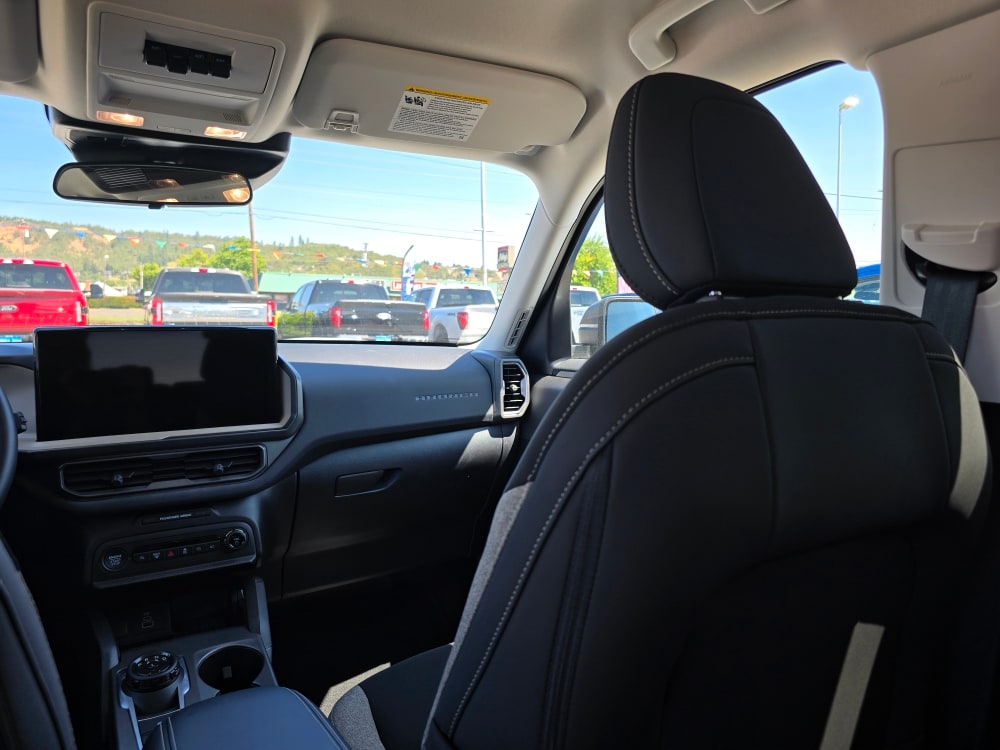 Thumbnail: 2025 Ford Bronco Sport - 9