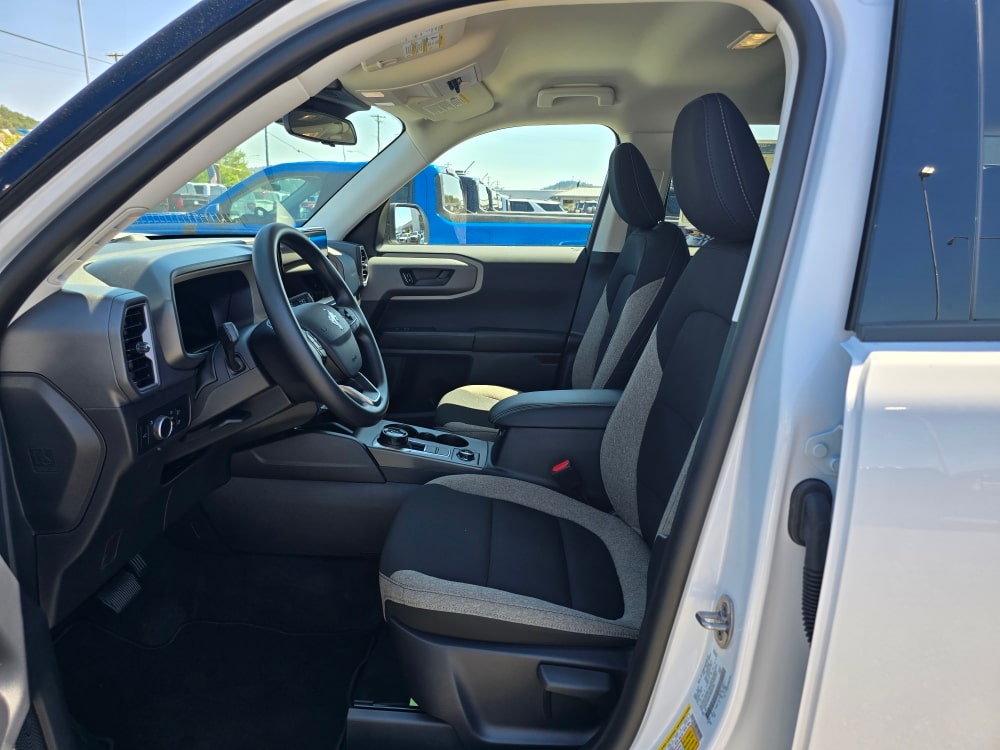 Thumbnail: 2025 Ford Bronco Sport - 8