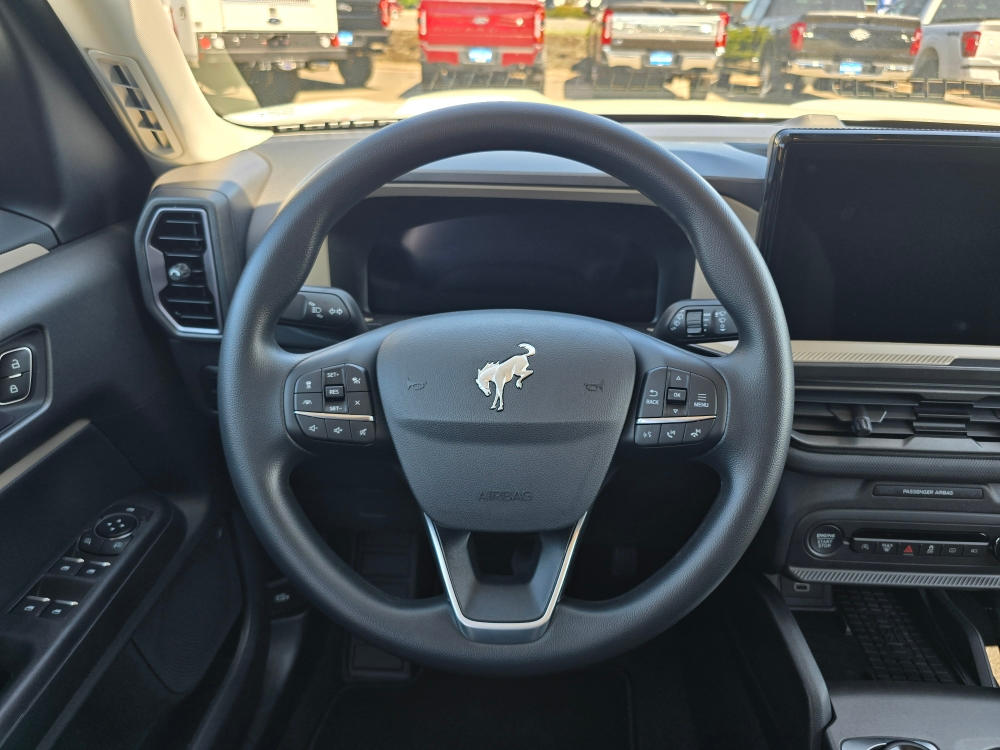 Thumbnail: 2025 Ford Bronco Sport - 7