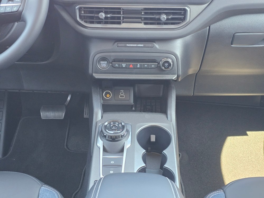 Thumbnail: 2025 Ford Bronco Sport - 14