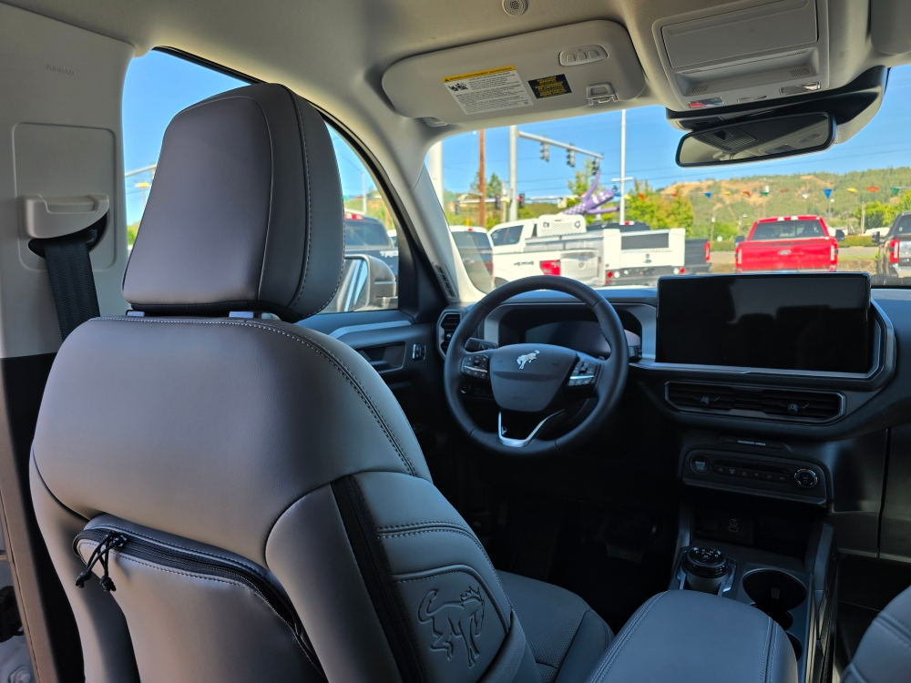 Thumbnail: 2025 Ford Bronco Sport - 2