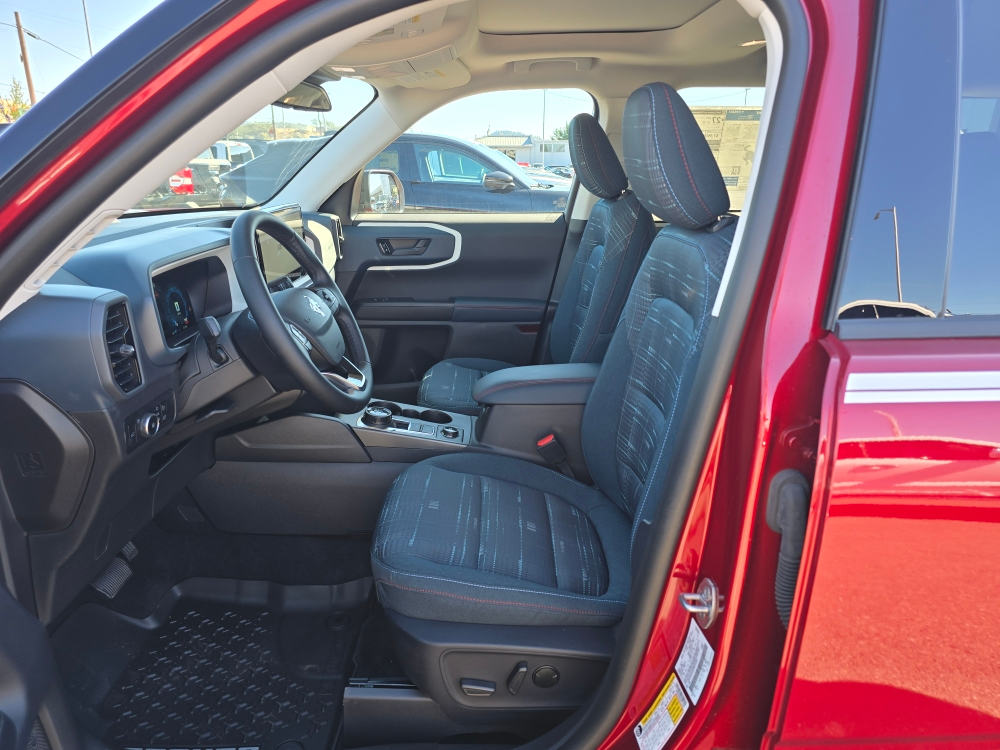 Thumbnail: 2025 Ford Bronco Sport - 8