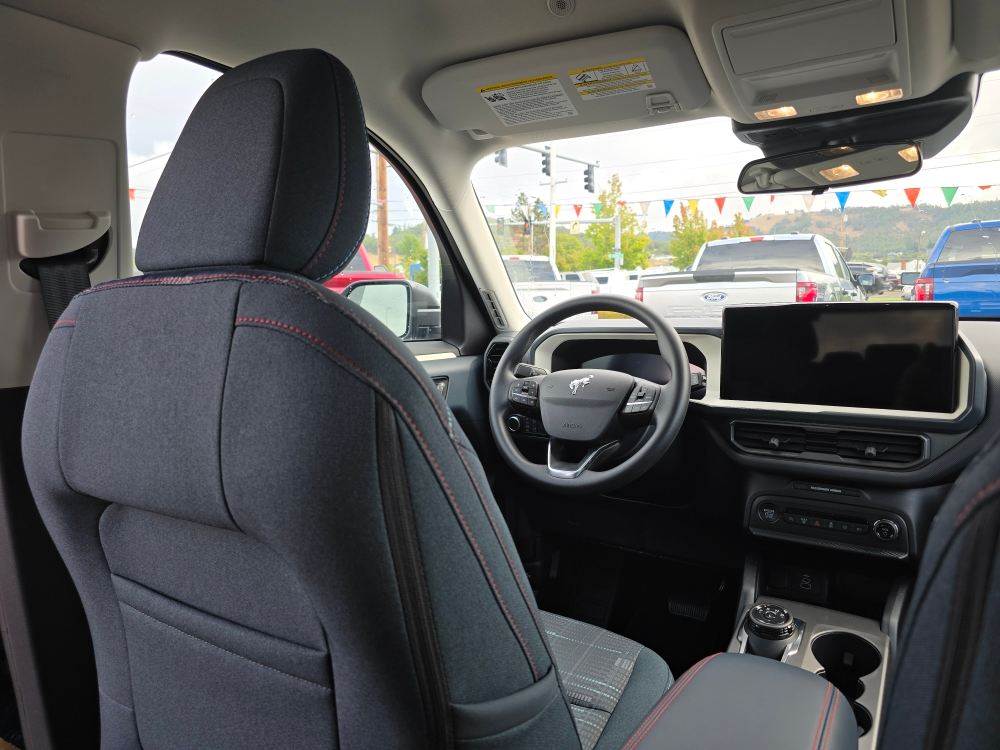 Thumbnail: 2025 Ford Bronco Sport - 2