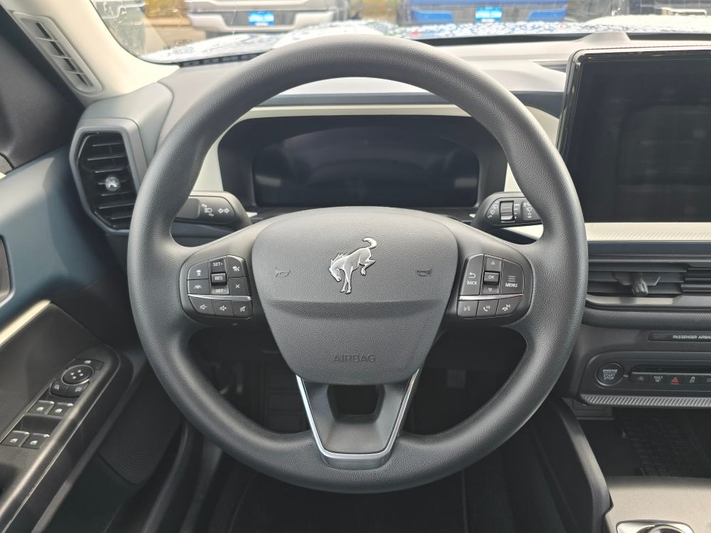 Thumbnail: 2025 Ford Bronco Sport - 7