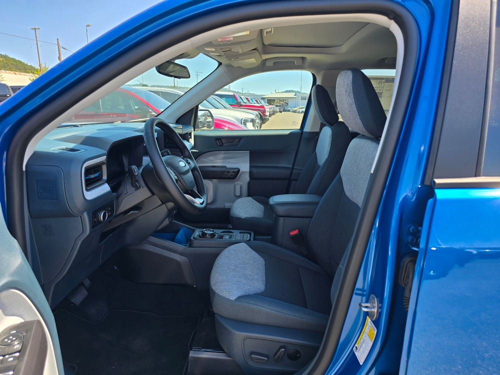 Thumbnail: 2025 Ford Maverick - 8