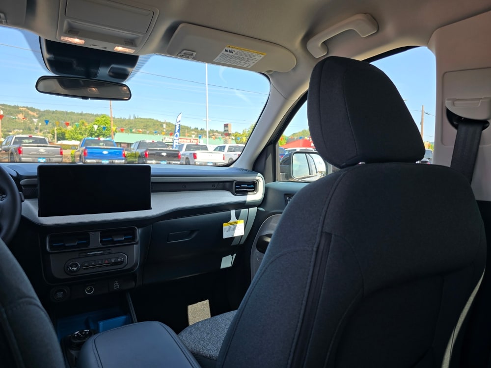 Thumbnail: 2025 Ford Maverick - 19