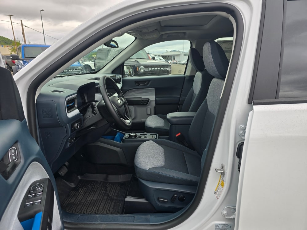 Thumbnail: 2025 Ford Maverick - 8