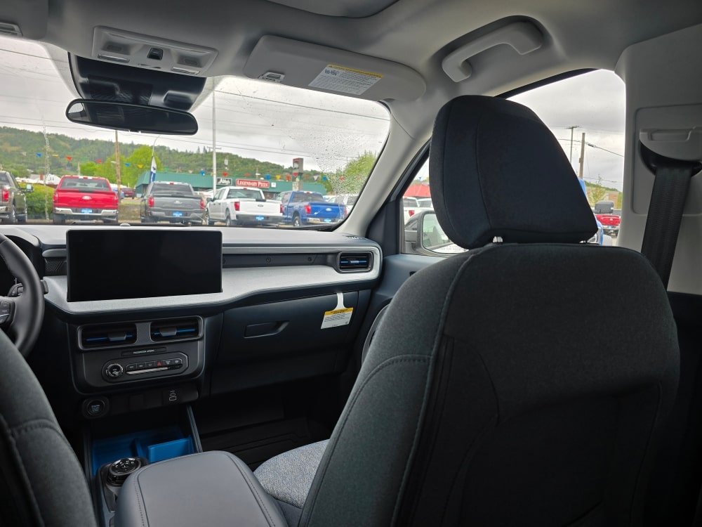 Thumbnail: 2025 Ford Maverick - 9