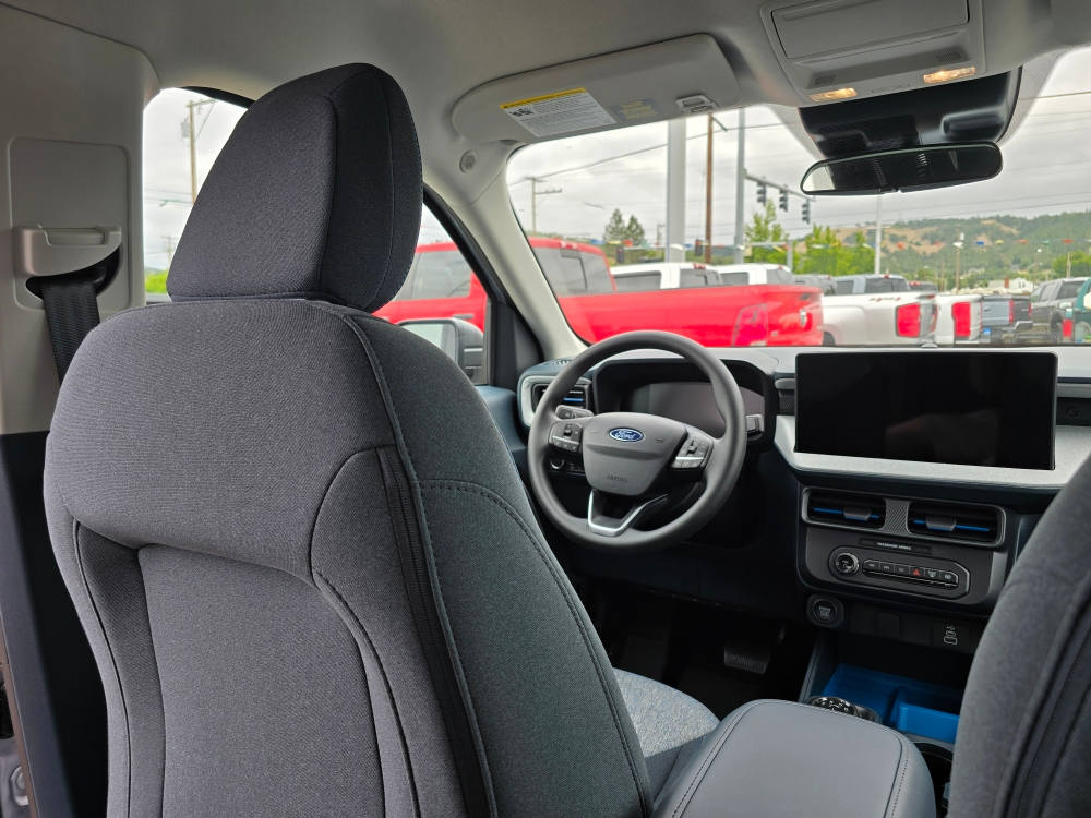 Thumbnail: 2025 Ford Maverick - 2