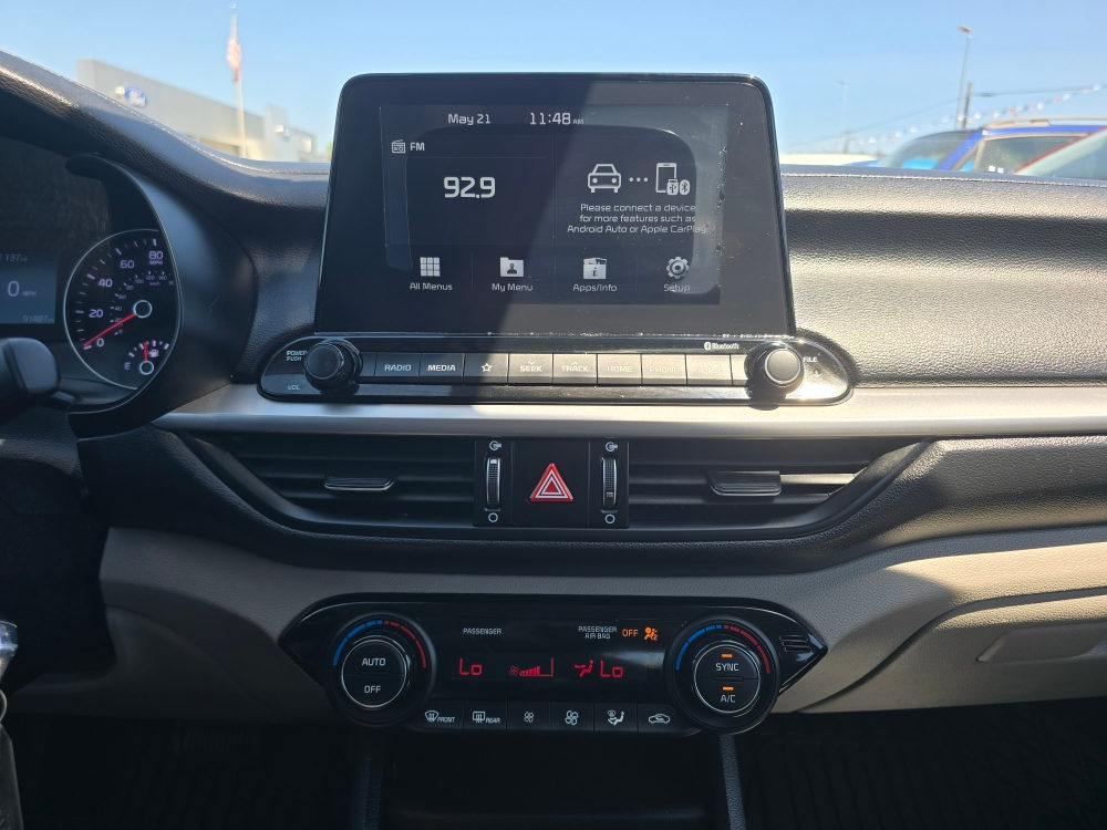 Thumbnail: 2019 Kia Forte - 11