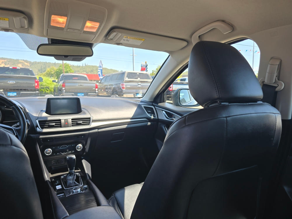 Thumbnail: 2018 Mazda Mazda3 - 11