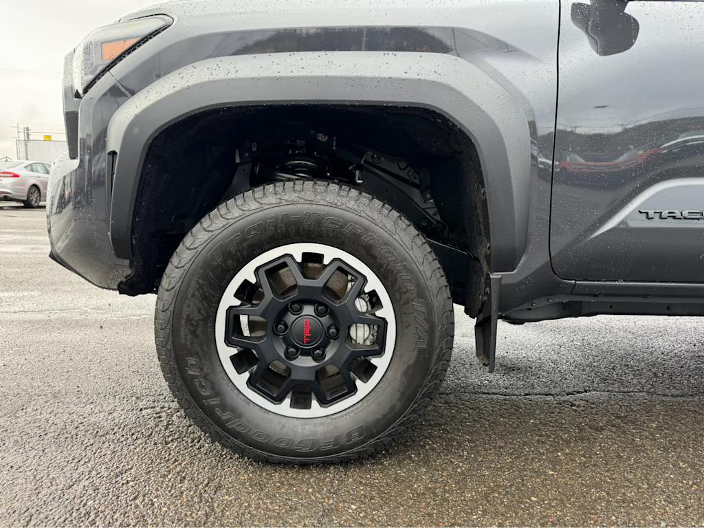 2024 Toyota Tacoma TRD Off-Road 7