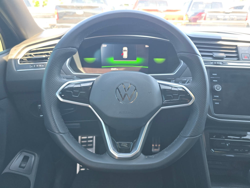 Thumbnail: 2022 Volkswagen Tiguan - 7
