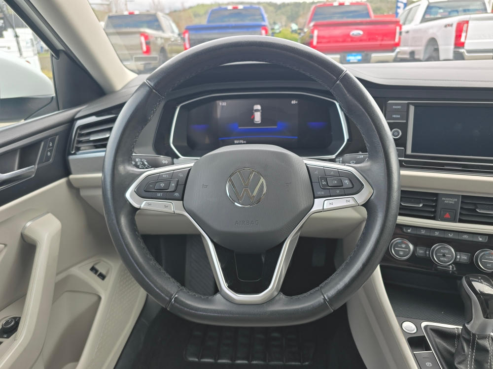 Thumbnail: 2023 Volkswagen Jetta - 7