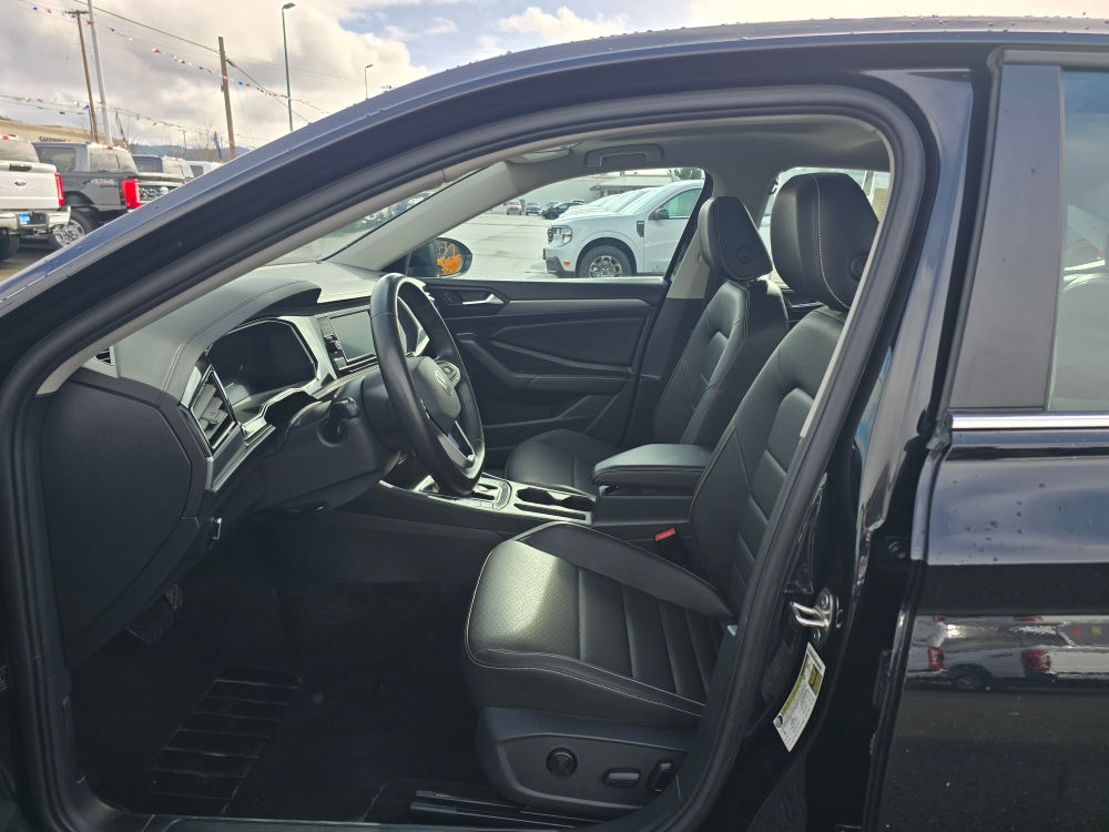 Thumbnail: 2024 Volkswagen Jetta - 8