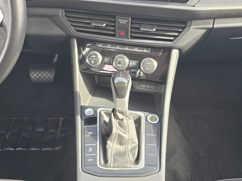 Thumbnail: 2024 Volkswagen Jetta - 13