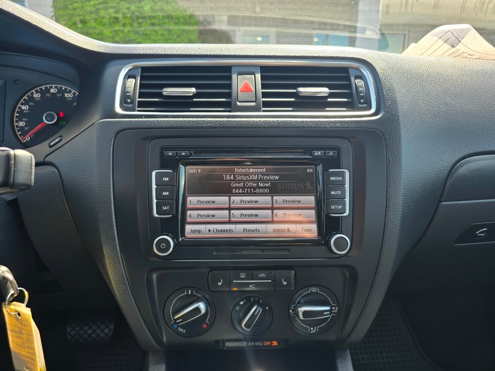 2011 Volkswagen Jetta SE 13
