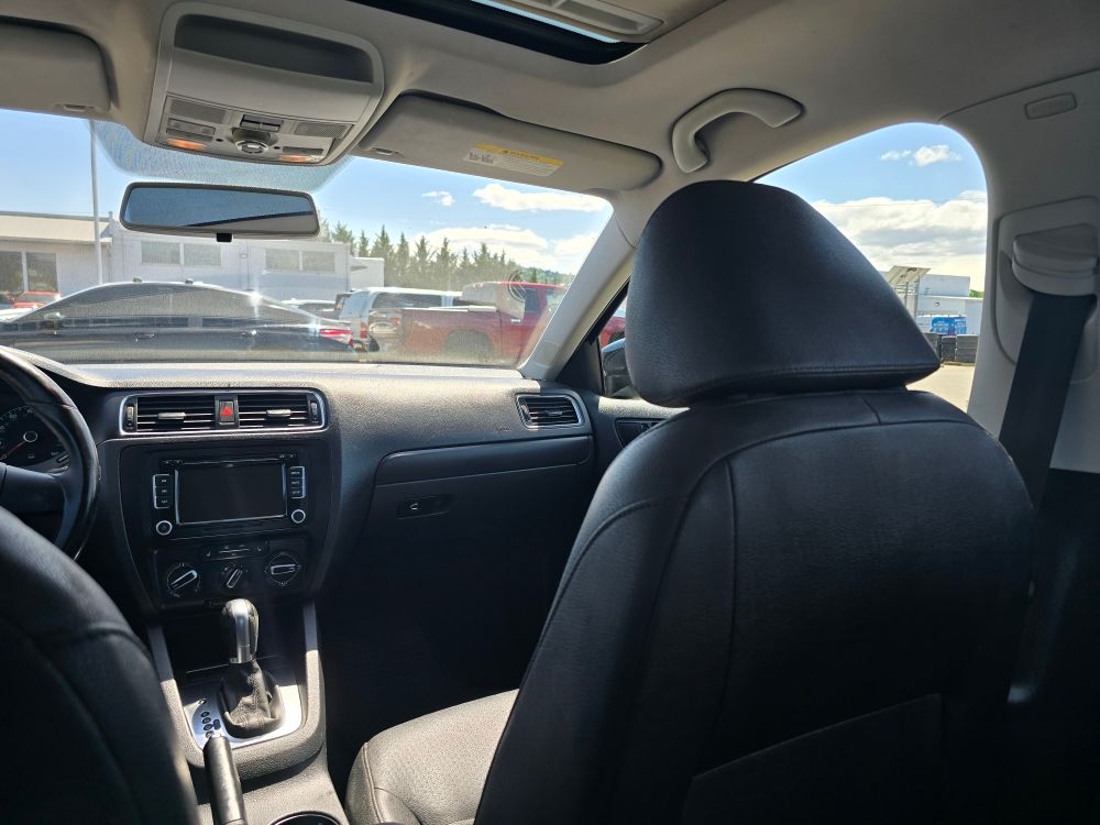 2011 Volkswagen Jetta SE 11