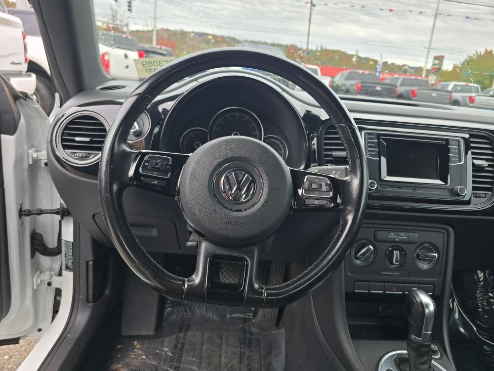 Thumbnail: 2017 Volkswagen Beetle - 7