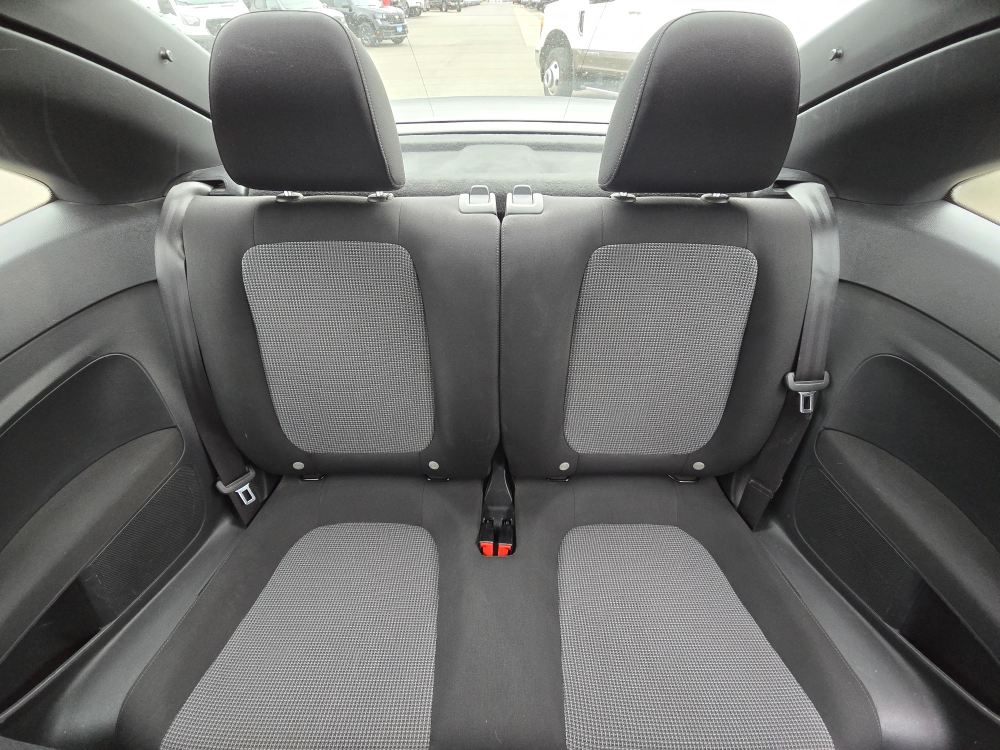 Thumbnail: 2017 Volkswagen Beetle - 19