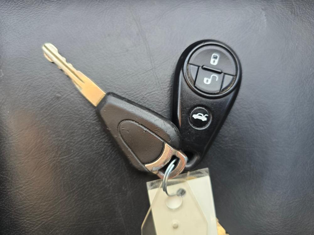 Thumbnail: 2005 Subaru Outback - 16