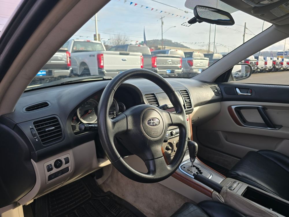 Thumbnail: 2005 Subaru Outback - 12