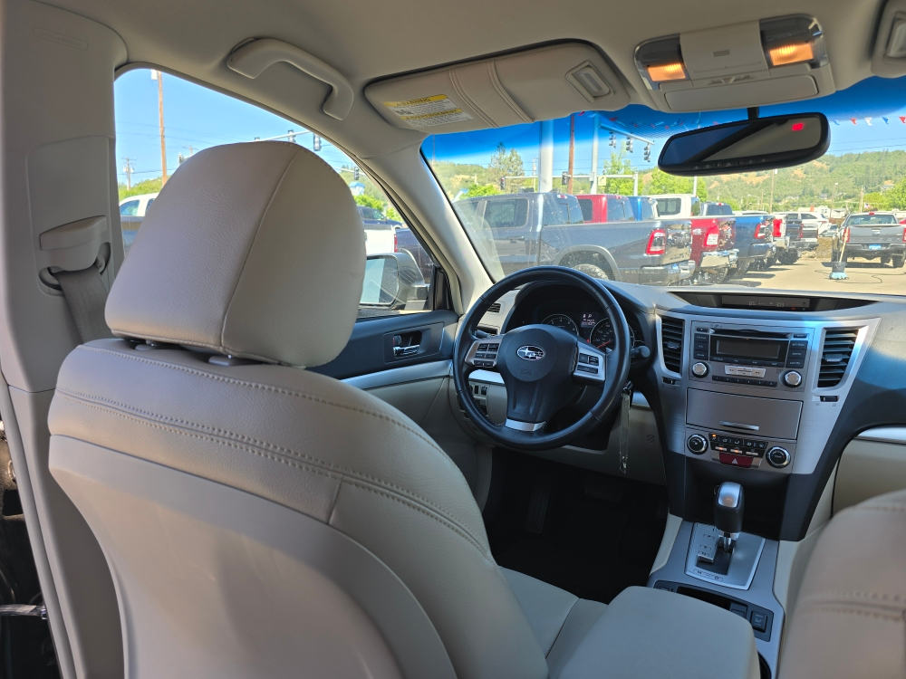 Thumbnail: 2013 Subaru Outback - 8