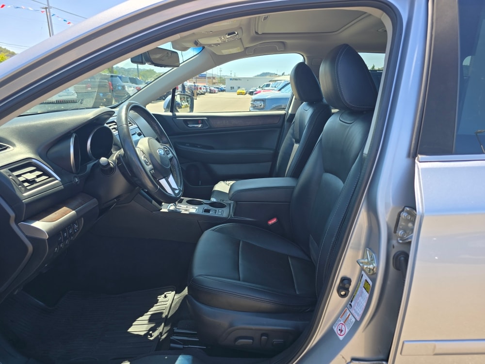 Thumbnail: 2017 Subaru Outback - 9